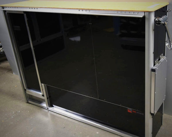 Optional Black Finish on Van Cabinets